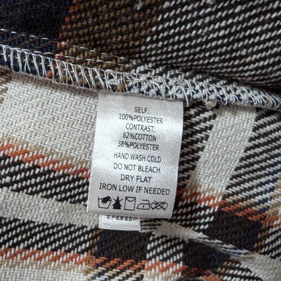 NWT Altar'd State Plaid Flannel Shacket - Picture 3 of 3